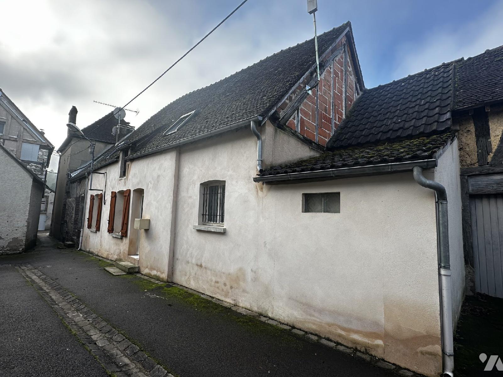 Maison 5 pièces 114 m² · à Saint-Julien-du-Sault · 114 m² · 146 000 €