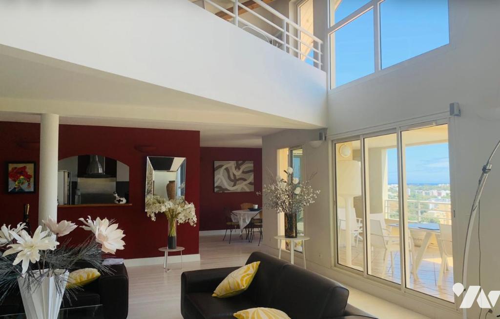 Appartement 4 pièces 197 m² · à Saint-Denis · 197 m² · 570 000 €