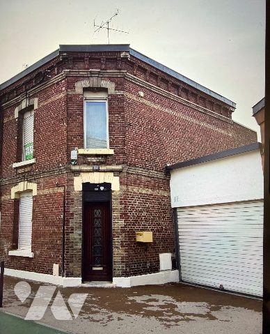 Maison 5 pièces 92 m² · à Saint-Quentin · 91,6 m² · 85 000 €