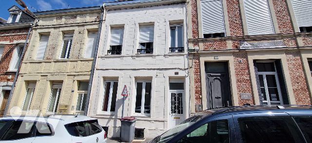 Maison 6 pièces 107 m² · à Saint-Quentin · 107,3 m² · 80 000 €