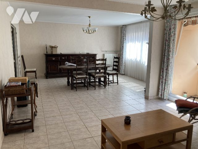 Appartement 5 pièces 105 m² · à Saint-Quentin · 105 m² · 63 000 €