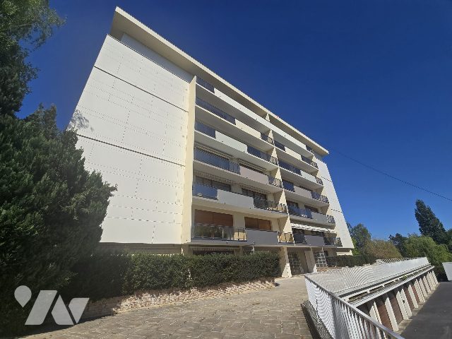 Appartement 6 pièces · à Saint-Quentin · 162 000 €
