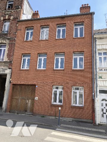 Immeuble 1 pièce 232 m² · à Saint-Quentin · 232 m² · 300 000 €