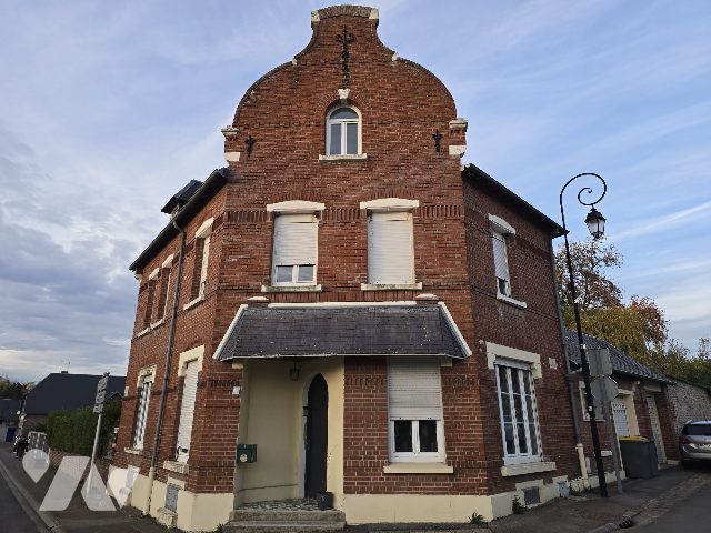 Maison 183m² — Seraucourt-le-Grand