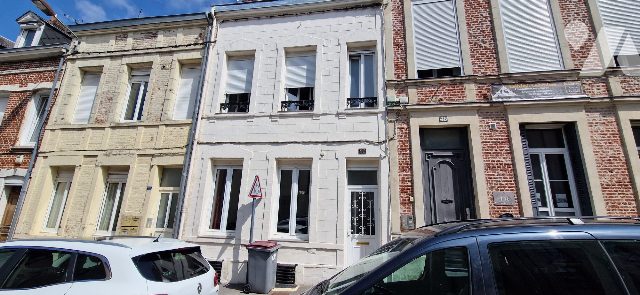 Maison 6 pièces 107 m² · à Saint-Quentin · 107,3 m² · 90 000 €