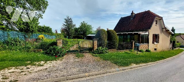 Maison 3 pièces 75 m² · à Driencourt · 75,1 m² · 75 000 €