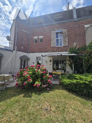 Maison 7 pièces 249 m² · à Saint-Quentin · 249,5 m² · 342 400 €