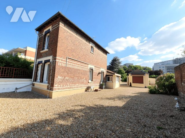 Maison 4 pièces 86 m² · à Saint-Quentin · 86 m² · 130 000 €