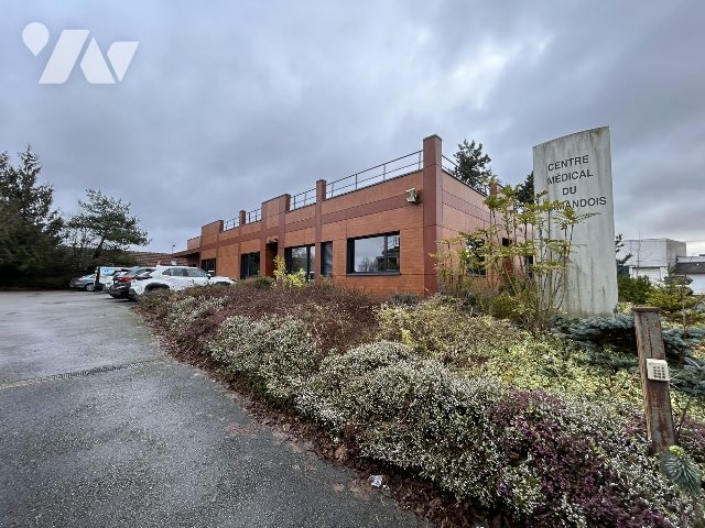 Immeuble 400 m² · à Saint-Quentin · 400 m² · 624 000 €