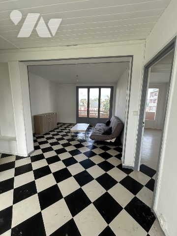 Appartement 4 pièces · à Saint-Quentin · 40 000 €