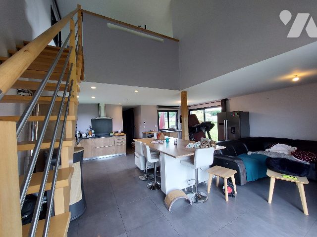 Vente - Maison / villa - GANNAT - 155 m² - 6 pièces - VM1689-03037