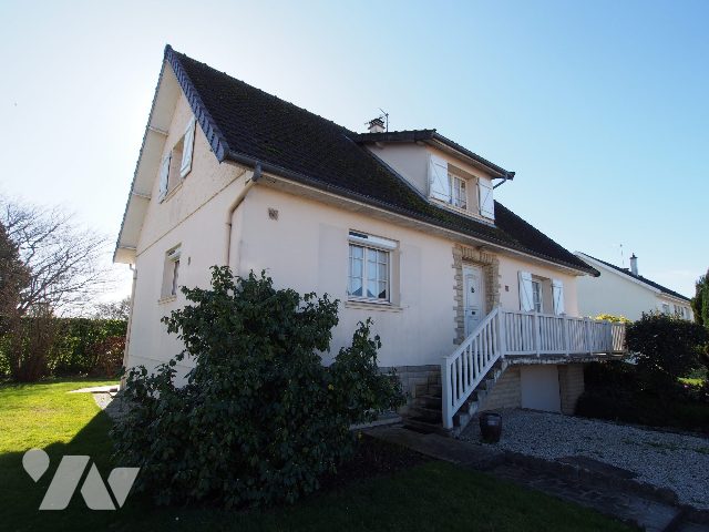Maison 5 pièces 130 m² · à Bayeux · 130 m² · 234 000 €