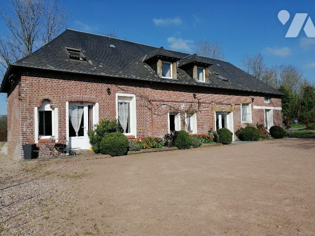 Maison 8 pièces 160 m² · à Saint-Gatien-des-Bois · 160 m² · 446 250 €