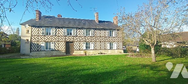 Maison 8 pièces 262 m² · à Rumesnil · 261,8 m² · 450 000 €