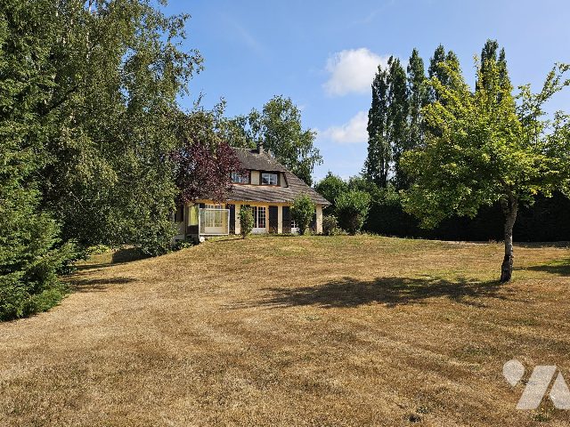 Maison 6 pièces 142 m² · à Breuil-en-Auge · 142 m² · 297 000 €