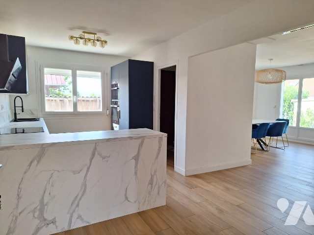 Maison 6 pièces 90 m² · à Aubigny-sur-Nère · 90 m² · 175 000 €