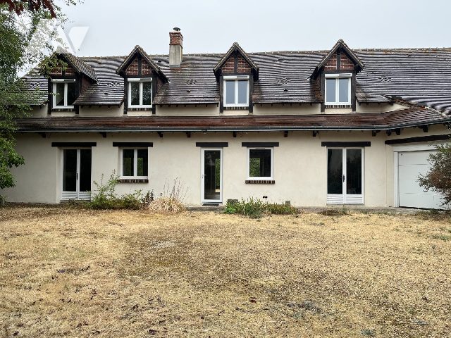 Maison 6 pièces 148 m² · à Tremblay-les-Villages · 148 m² · 230 000 €