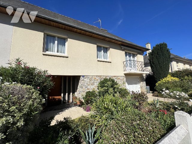 Maison 5 pièces 98 m² · à Châteaugiron · 98 m² · 240 000 €
