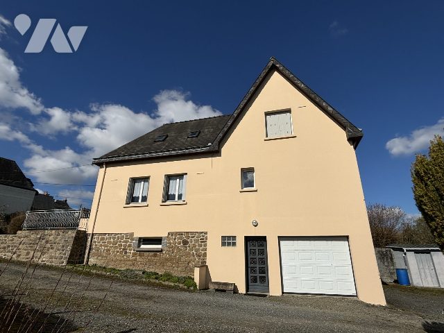 Vente - Maison / villa - FOUGERES - 93,04 m² - 5 pièces - 1229-35034