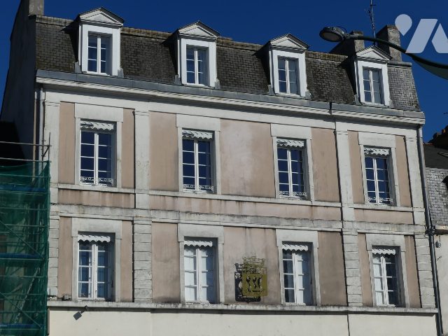 Appartement 4 pièces 100 m² · à Redon · 100 m² · 150 000 €
