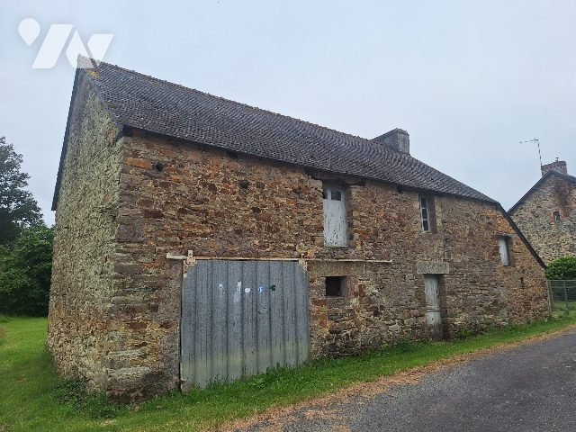 Maison 2 pièces 131 m² · à Bains-sur-Oust · 131 m² · 80 000 €