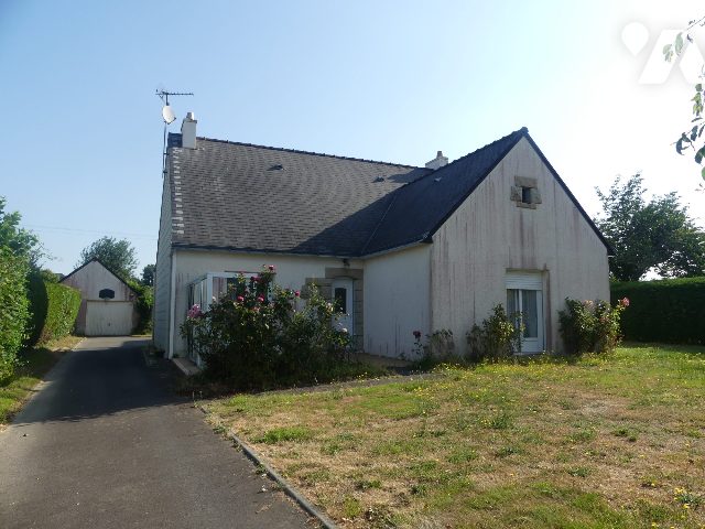 Maison 5 pièces 143 m² · à Rieux · 143 m² · 195 000 €