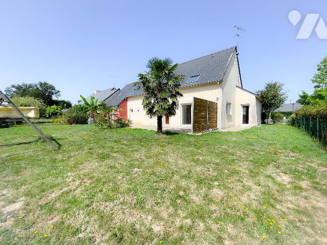 Maison 8 pièces 140 m² · à Lohéac · 140 m² · 275 000 €