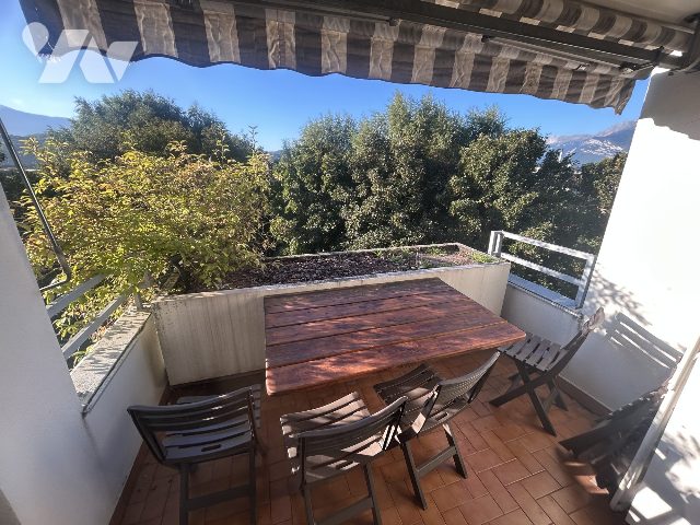 Appartement 5 pièces 91 m² · à Eybens · 91 m² · 205 000 €