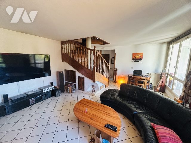 Appartement 5 pièces 91 m² · à Eybens · 91 m² · 195 000 €