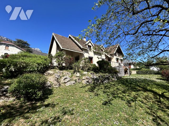 Maison 6 pièces 200 m² · à Seyssins · 200 m² · 675 000 €