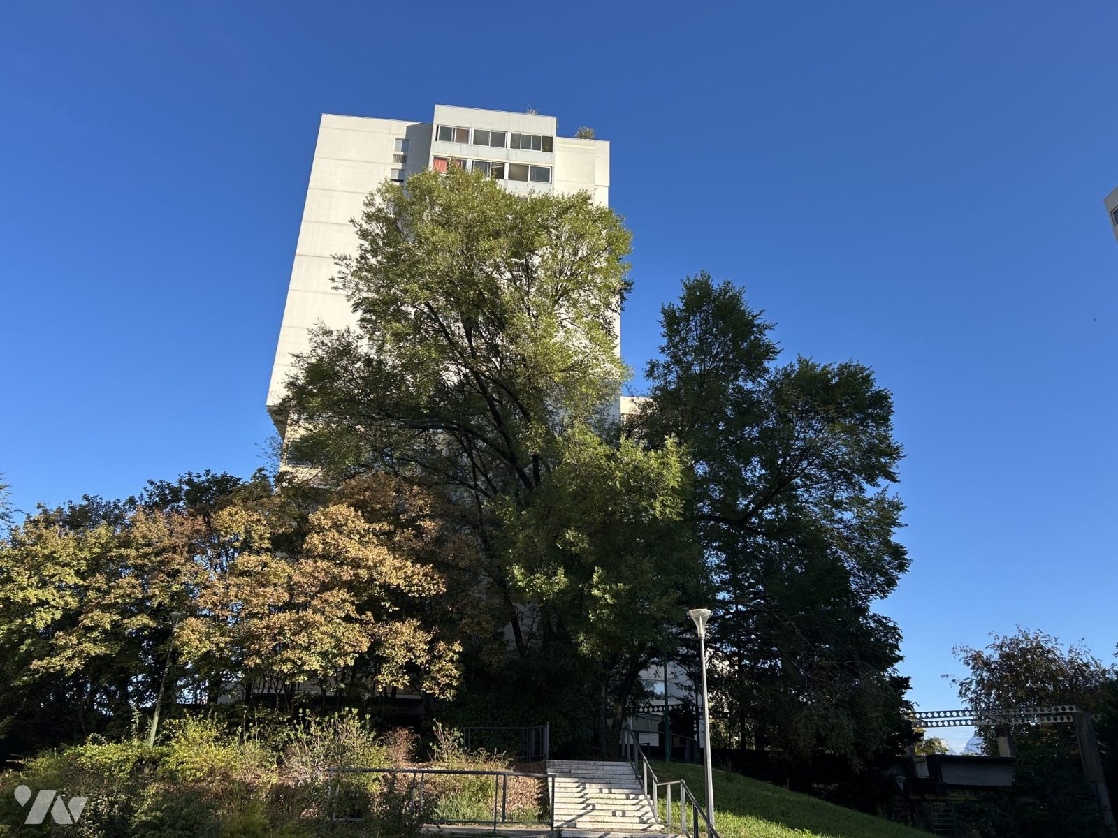 Appartement 4 pièces 72 m² · à Grenoble · 72 m² · 49 000 €