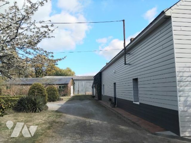 Maison 4 pièces 124 m² · à Saint-Étienne-de-Montluc · 124,3 m² · 350 000 €