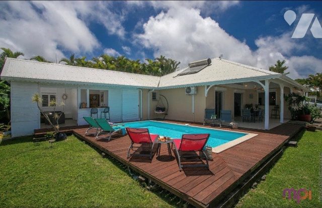 Maison 4 pièces 160 m² · à Sainte-Luce · 160 m² · 595 000 €