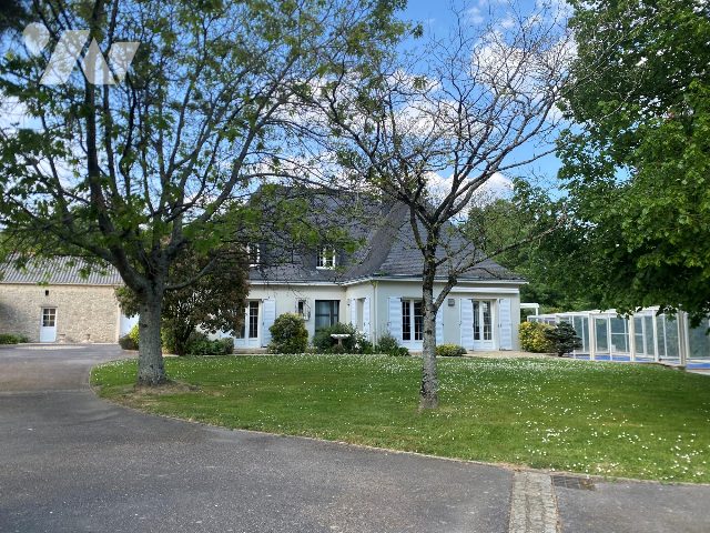 Maison 6 pièces 144 m² · à Saint-Étienne-de-Montluc · 144 m² · 450 000 €