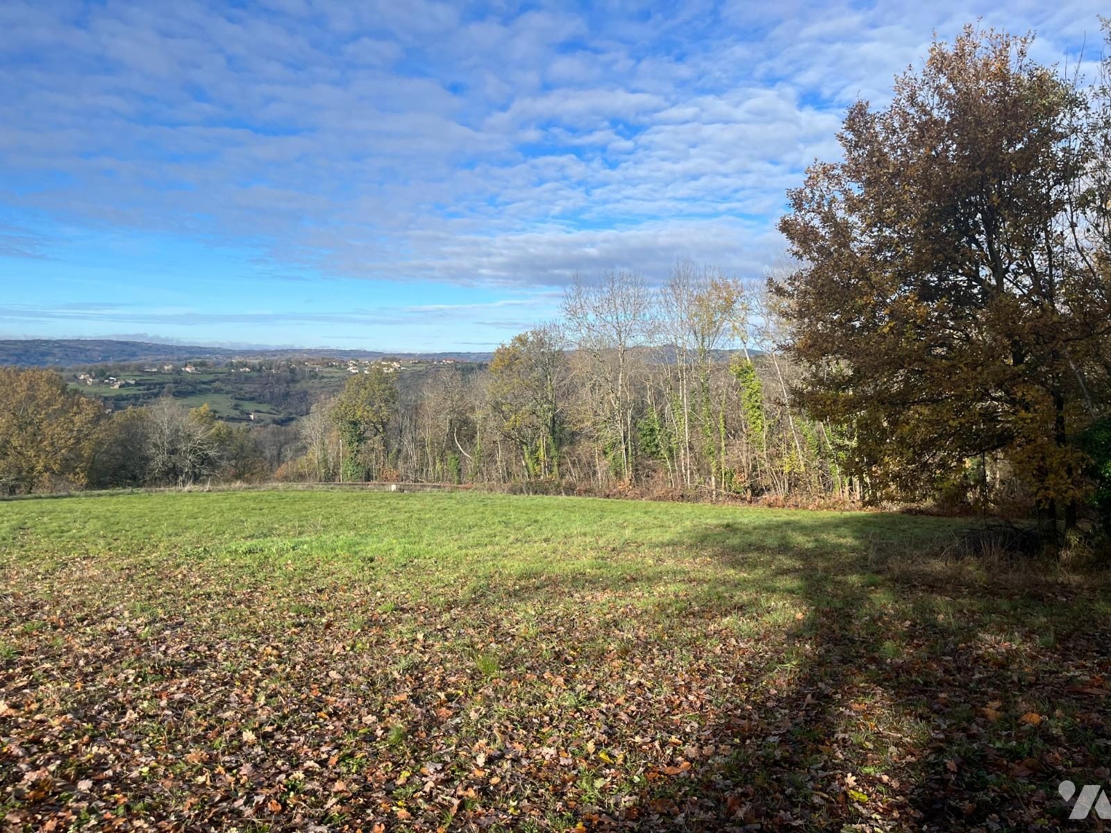 Terrain 1472 m² · à Planioles · 1 472 m² · 43 000 €