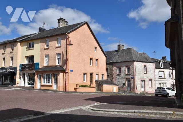 Maison 5 pièces 105 m² · à Cerisy-la-Salle · 104,6 m² · 90 000 €