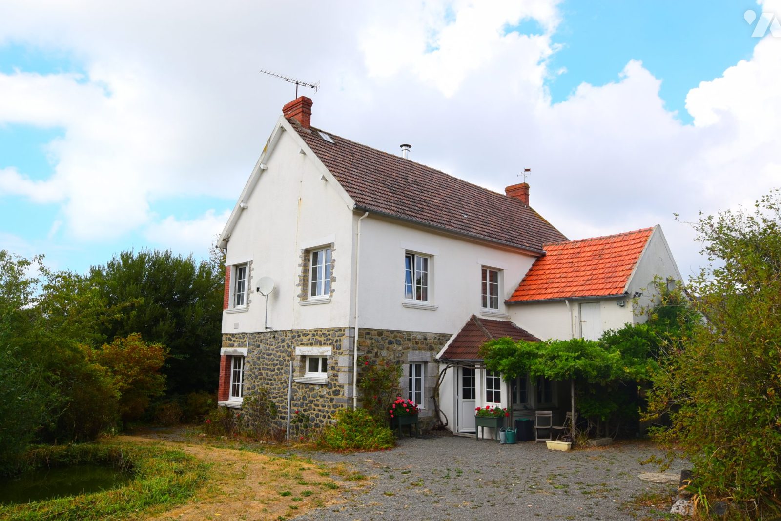 Maison 10 pièces 144 m² · à Blainville-sur-Mer · 144 m² · 300 000 €
