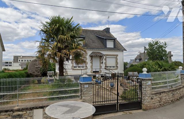 Maison 6 pièces 121 m² · à Elven · 121 m² · 370 000 €