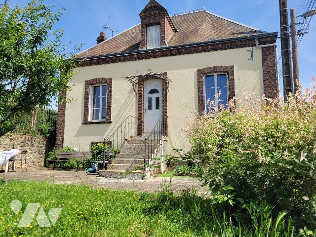 Maison 4 pièces 100 m² · à Nogent-le-Rotrou · 99,9 m² · 127 200 €