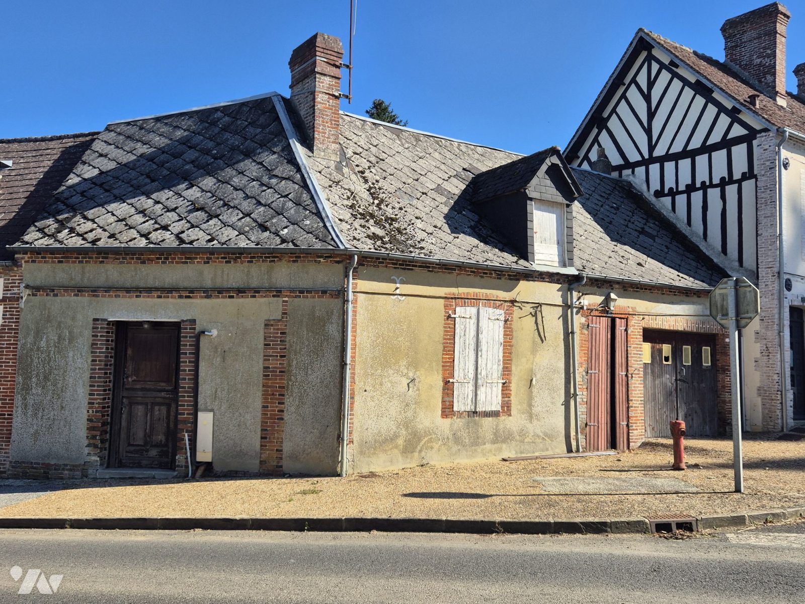 VENTE maison-LA FERRIERE AU DOYEN (61)