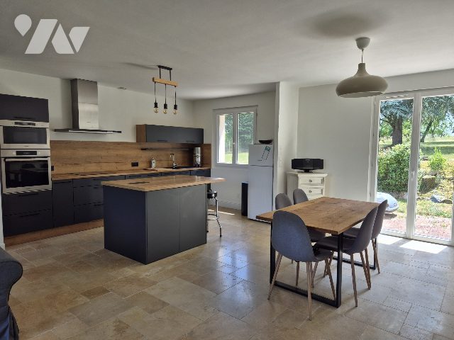 Maison 6 pièces 98 m² · à Mortagne-au-Perche · 97,9 m² · 190 000 €