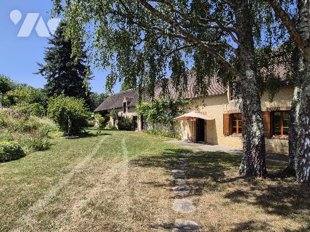 Maison 4 pièces 121 m² · à Tourouvre au Perche · 121 m² · 250 000 €