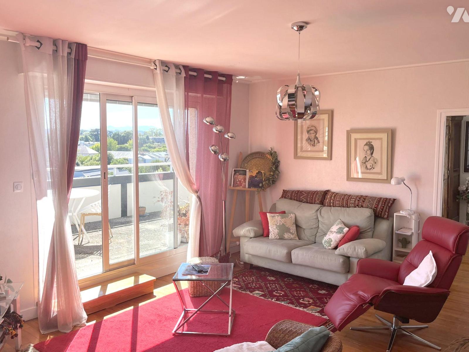 Appartement 3 pièces 90 m² · à Tarbes · 89,7 m² · 160 000 €