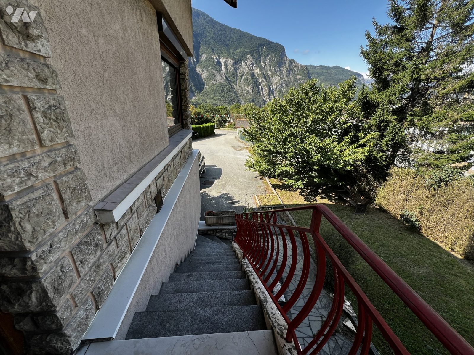 VENTE immeuble-ST JULIEN MONT DENIS (73)