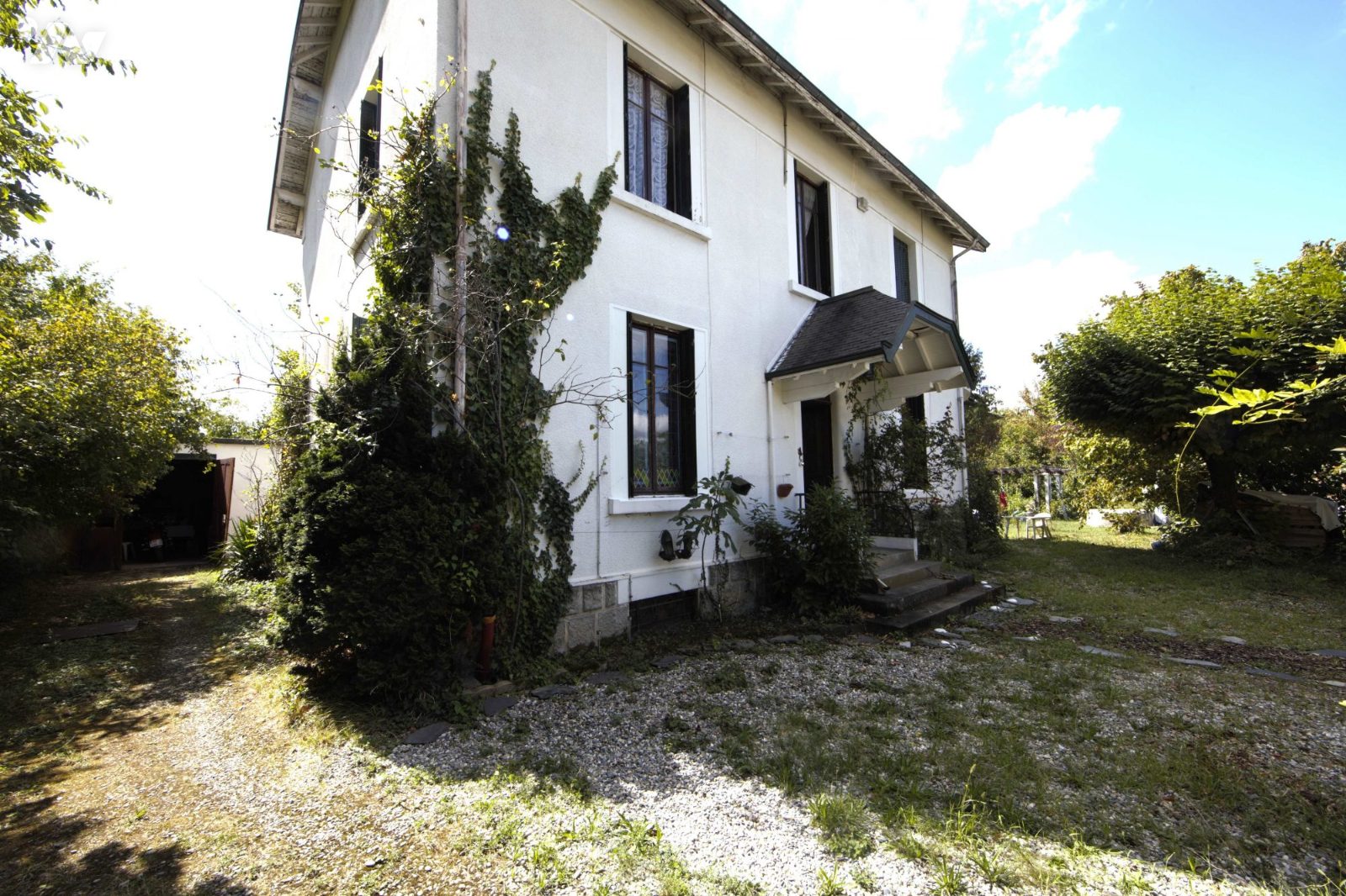 Maison 7 pièces 179 m² · à Challes-les-Eaux · 179 m² · 528 000 €