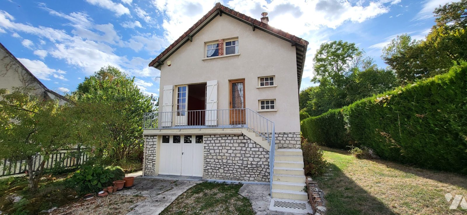 Maison 5 pièces 90 m² · à Saint-Brice · 90 m² · 155 000 €