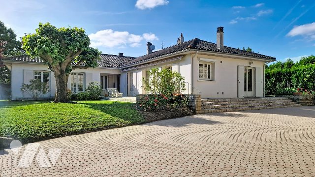 MAI 161m² — Prahecq