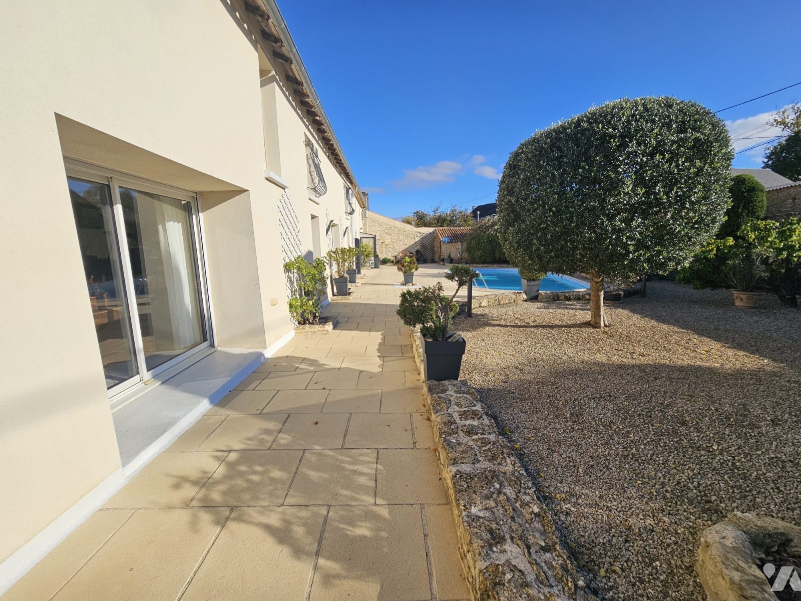 VENTE maison-ST JOUIN DE MARNES (79)