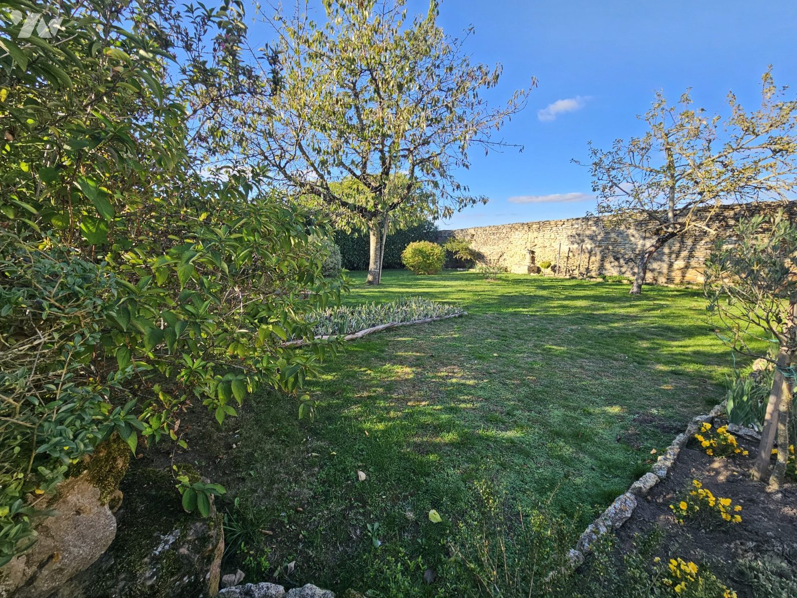 VENTE maison-ST JOUIN DE MARNES (79)
