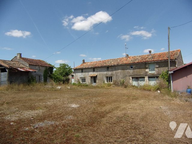 Vente Maison / villa LOUBIGNE